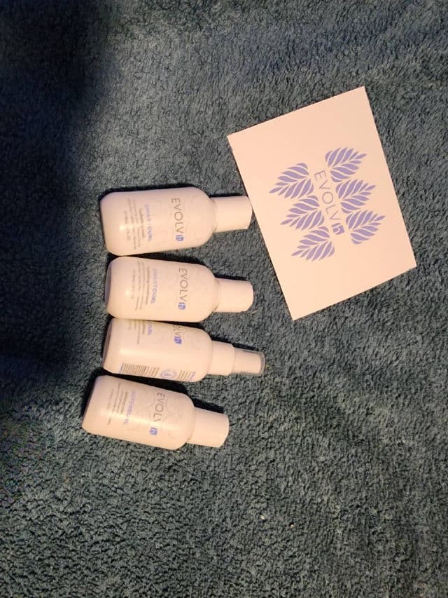 EVOLVh SmartCurl Hydrating Conditioner review photo by Kristincpw0