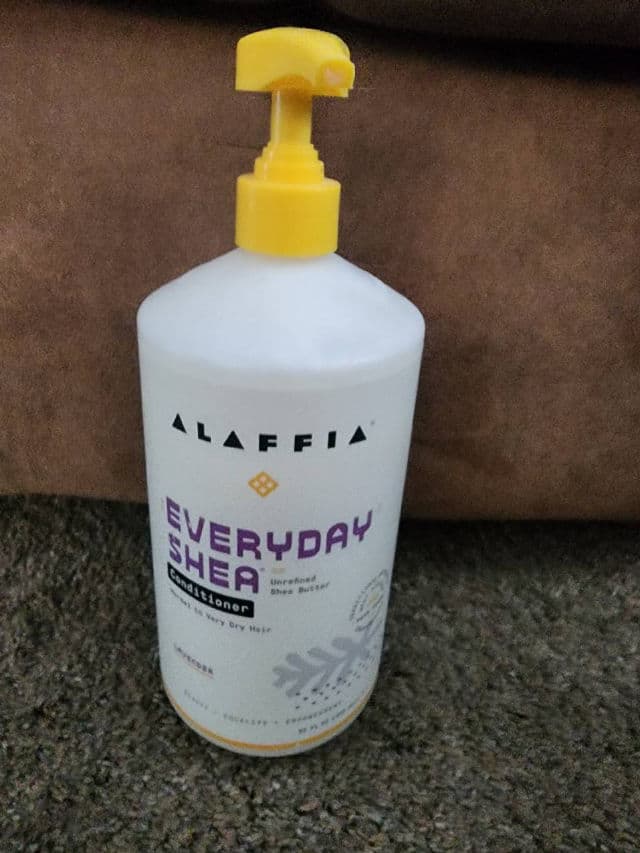 Alaffia Everyday Shea Conditioner - Lavender review photo by Kristincpw0