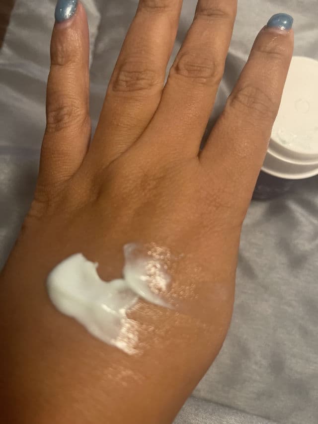 Coola Refreshing Water Cream SPF 50 review photo by Jahquis