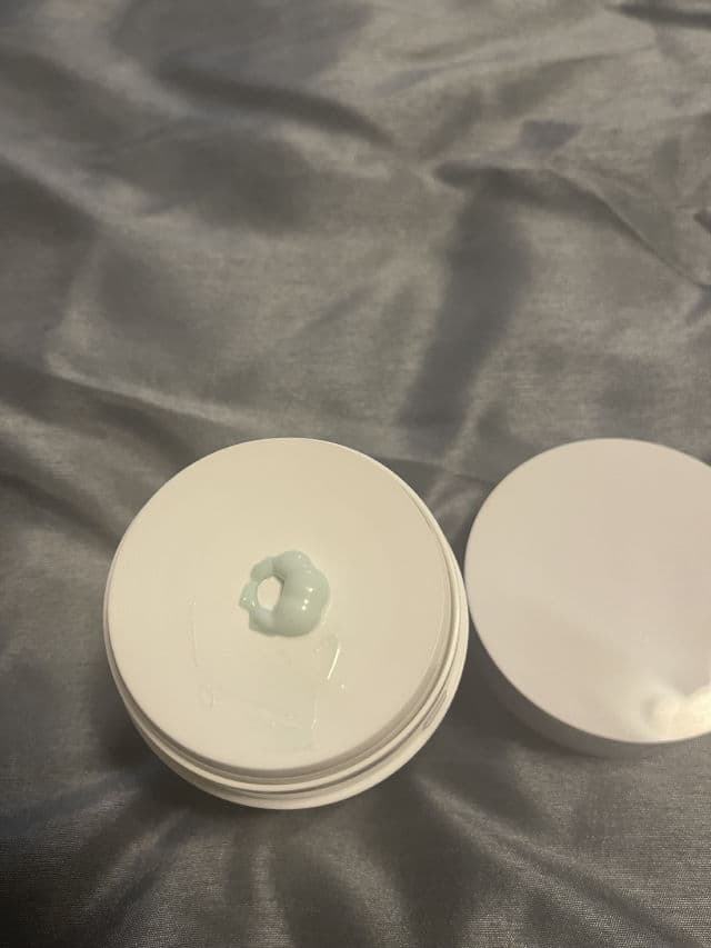 Coola Refreshing Water Cream SPF 50 review photo by Jahquis