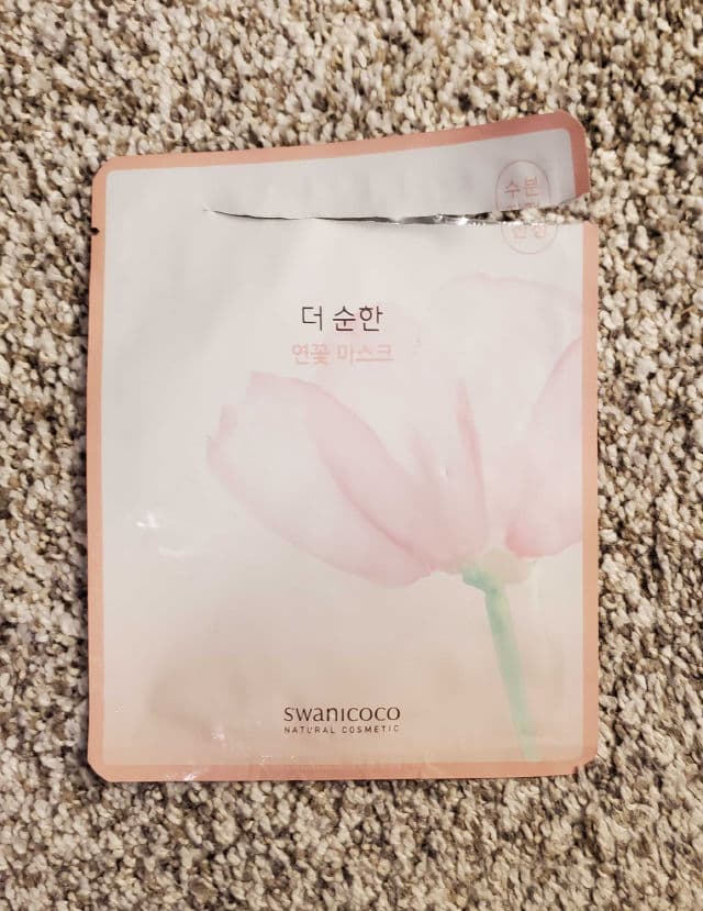 Swanicoco Milder Lotus Mask review photo by OreLu