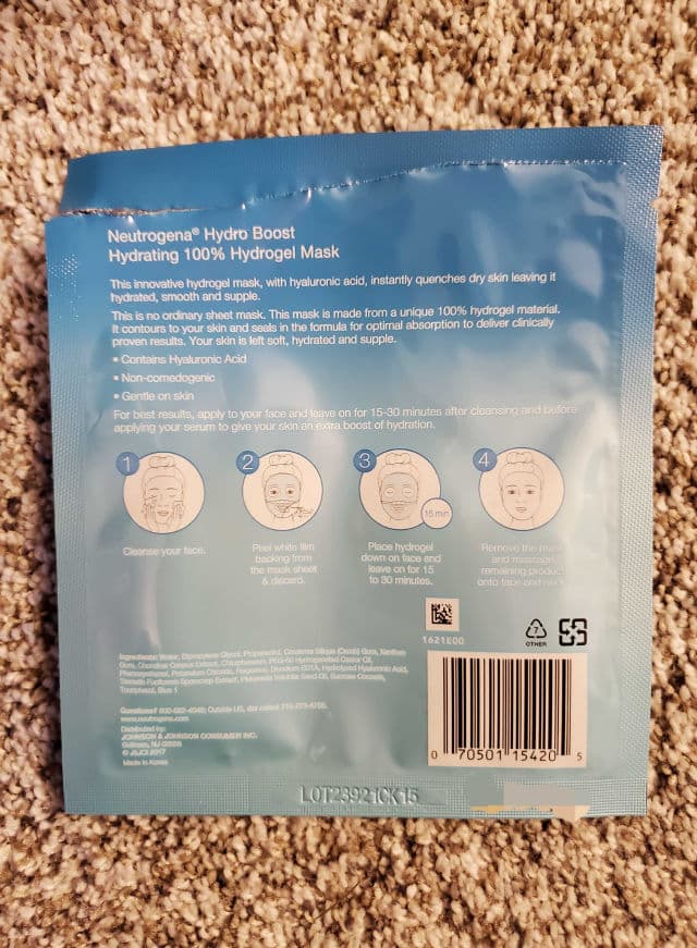 Neutrogena Hydro Boost Hydrating 100% Hydrogel Mask review photo by OreLu