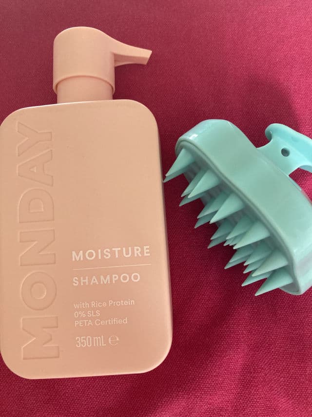 MONDAY Haircare Moisture Shampoo review photo by reviewedbykate