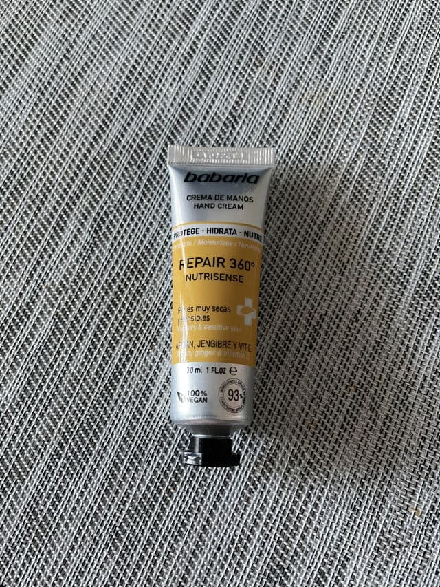 Babaria Repair 360º Hand Cream review photo by GossipEve
