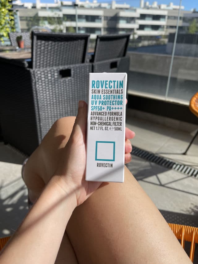 Rovectin Skin Essentials Aqua Soothing UV Protector SPF50+ PA++++ review photo by GossipEve