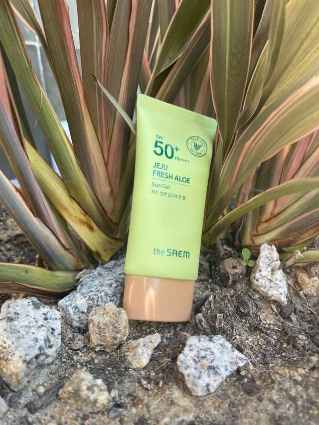 THE SAEM Jeju Fresh Aloe Sun Gel SPF50+ review photo by GossipEve