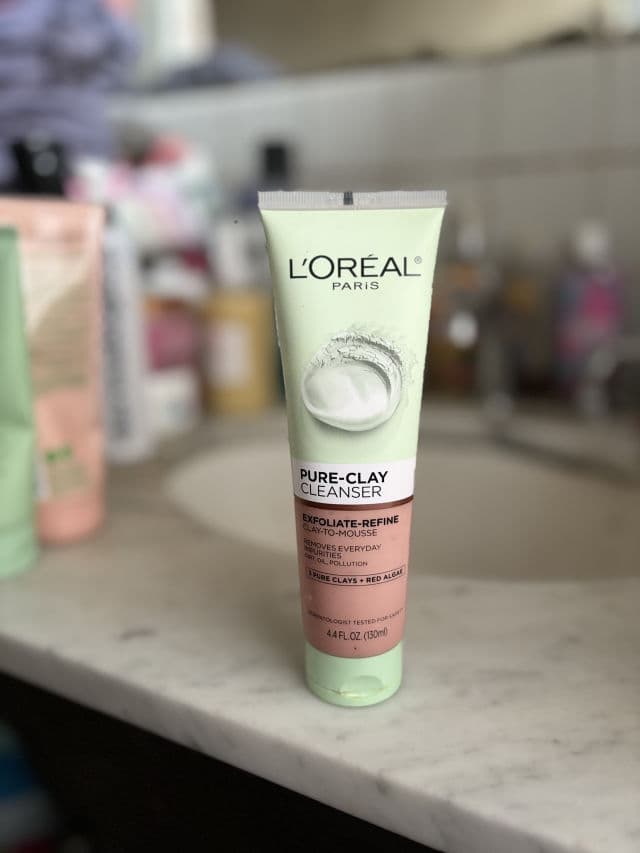 L'Oreal Paris Pure-Clay Exfoliate & Refine Cleanser review photo by jillianleigh