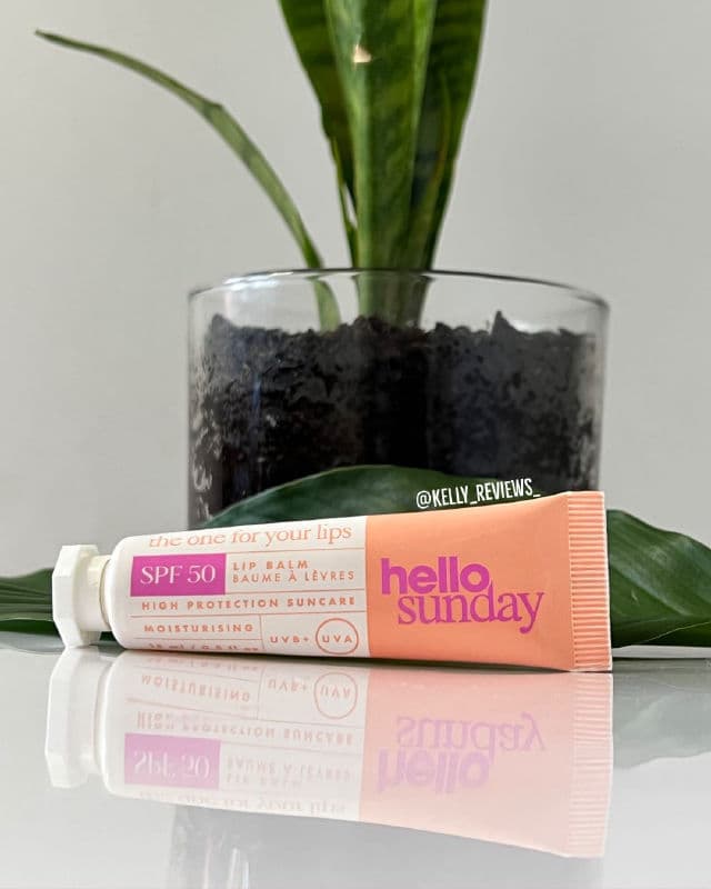 Hello Sunday The One For Your Lips review photo by Kelly Reviews