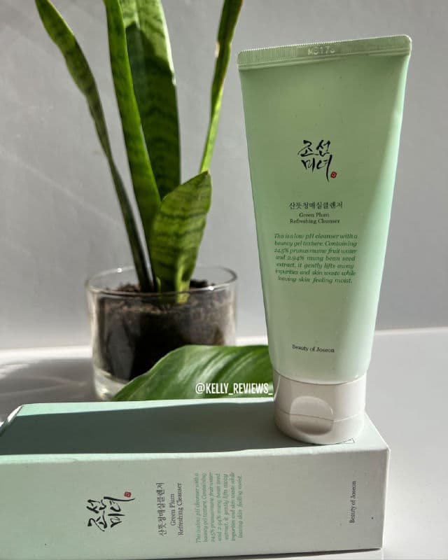 BEAUTY OF JOSEON Green Plum Refreshing Cleanser review photo by Kelly Reviews
