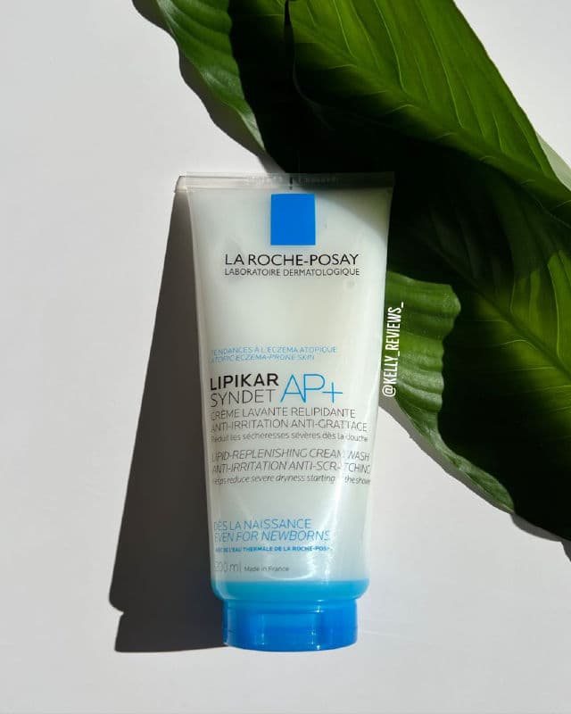 La Roche-Posay Lipikar Syndet AP+ Wash Cream review photo by Kelly Reviews