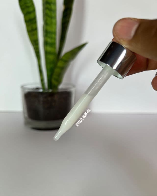 Skin Functional Liquid Moisturiser  review photo by Kelly Reviews