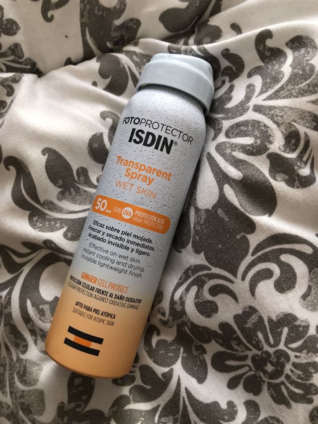 ISDIN Fotoprotector Transparent Spray Wet Skin SPF 50 review photo by alinay