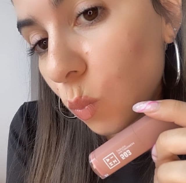 3INA The Longwear Lipstick  review photo by Iriatopsecret