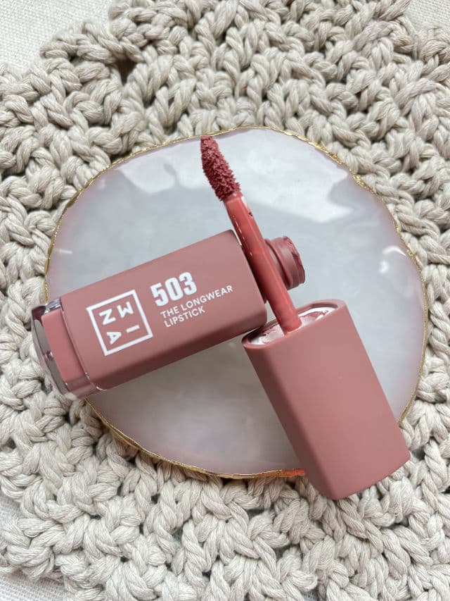3INA The Longwear Lipstick  review photo by Iriatopsecret