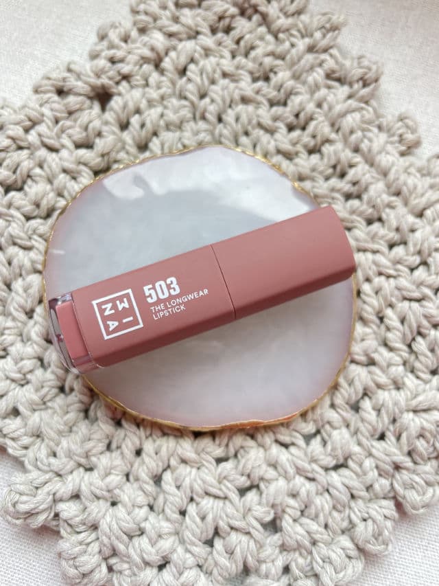 3INA The Longwear Lipstick  review photo by Iriatopsecret