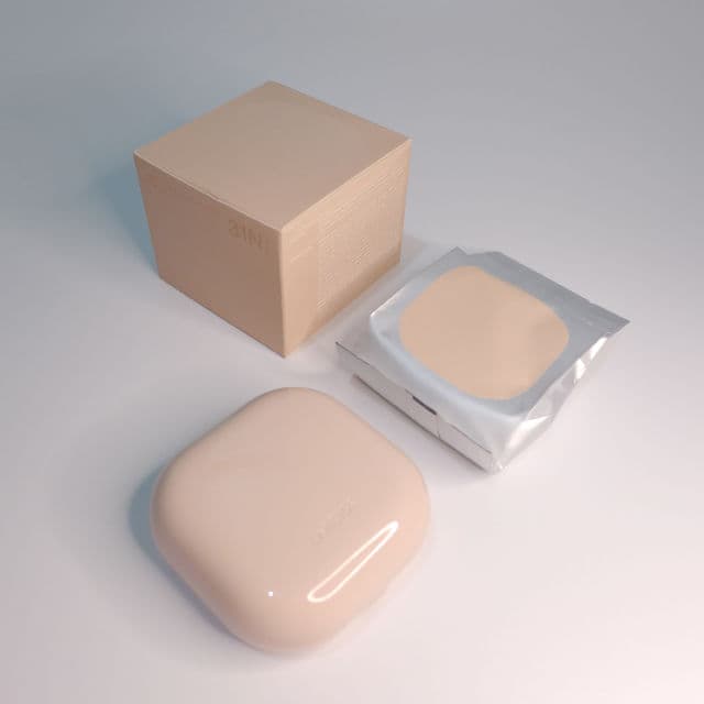 Laneige 13N1 Ivory review photo by MissLipswatch