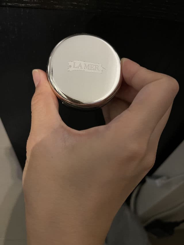 La Mer The Lip Balm review photo by misscharlot