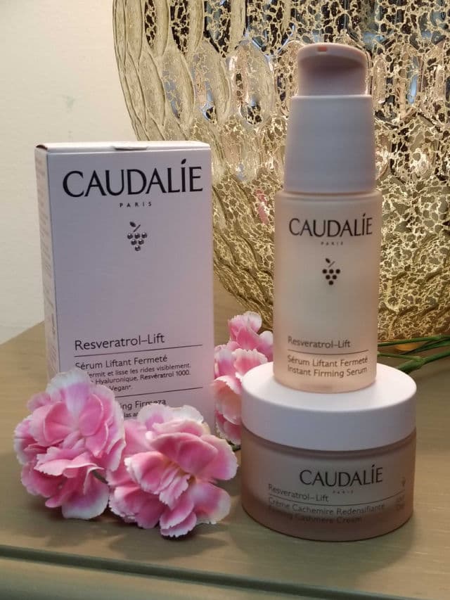 Caudalie Paris Resveratrol Lift Instant Firming Serum review photo by Mikmurphy