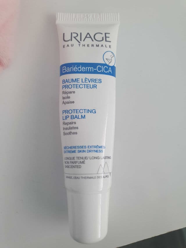 Uriage Bariederm Cica-Lips Protecting Balm review photo by danisun