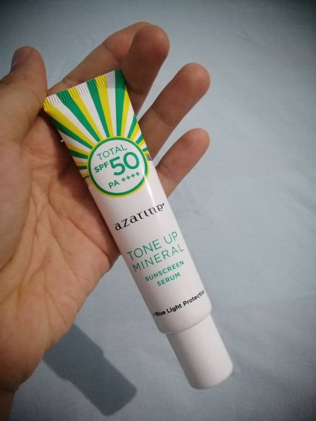 Azarine Tone Up Mineral Sunscreen Serum SPF 50 PA++++ review photo by x412xx