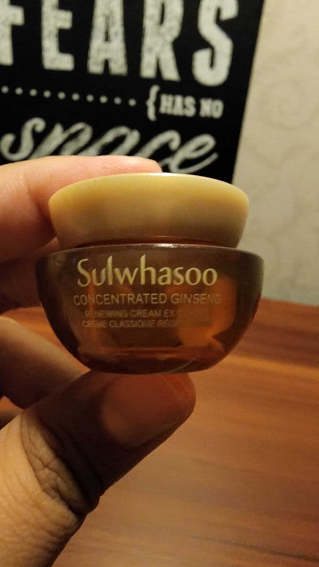 Sulwhasoo Concentrated Ginseng Renewing Cream review photo by aiskinjourney