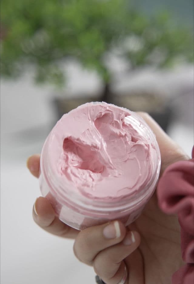 ANAIRUI Skin Care Rose Clay Mask review photo by Dhanjeet