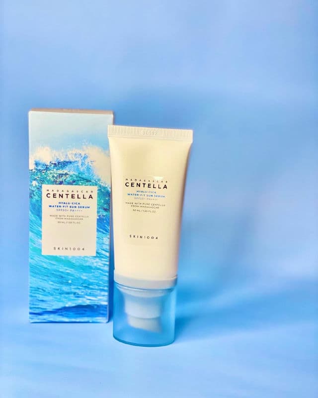 SKIN1004 Madagascar Centella Hyalu-Cica Water-Fit Sun Serum SPF50+ PA++++ review photo by glendahashi23
