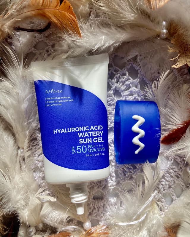 ISNTREE Hyaluronic Acid Watery Sun Gel SPF50+ PA++++ review photo by sachu