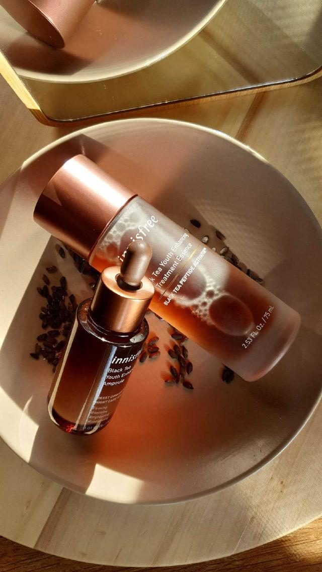 Black Tea Youth Enhancing Treatment Essence product review