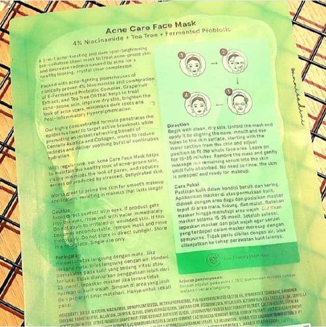 Dear Me Beauty Acne Care Face Mask 4% Niacinamide + Probiotic + Cica + Grapefruit Extract review photo by Annisadivi