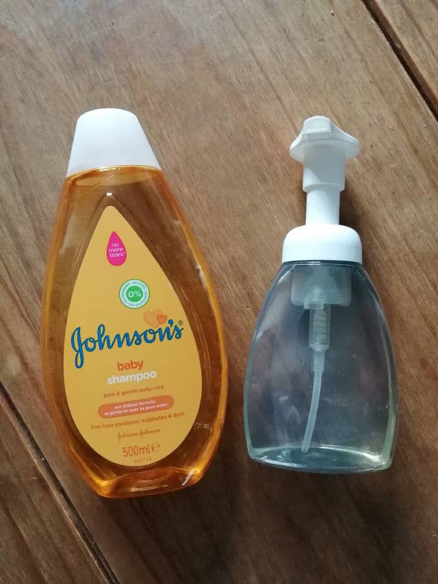 Johnson's Baby Shampoo Tear-Free with Gentle Formula review photo by ViviLK
