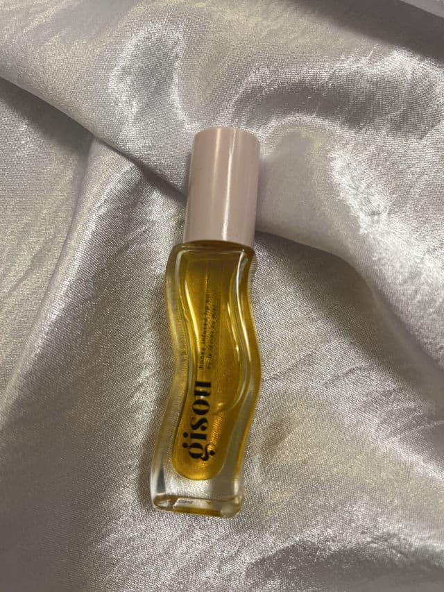 Gisou Lip Oil Honey Infused review photo by tercaskin