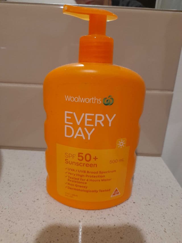 Woolworths Everyday Sunscreen Lotion SPF 50+ review photo by PickyQT