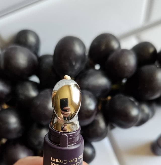 Caudalie Paris Premier Cru the Eye Cream review photo by vgoodwin93
