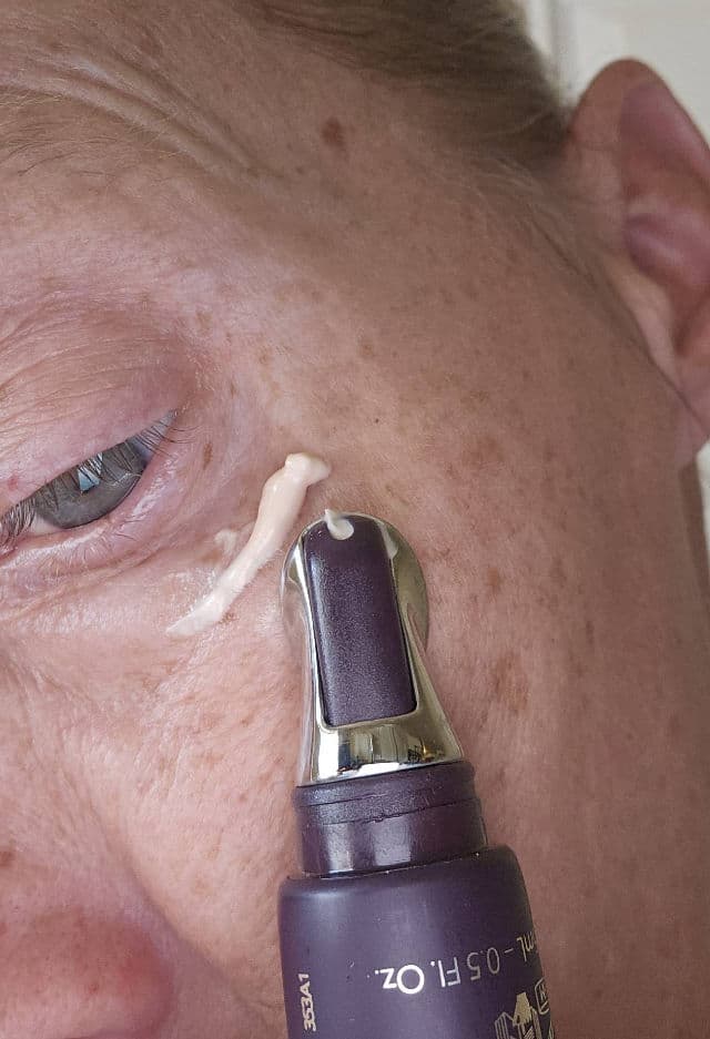 Caudalie Paris Premier Cru the Eye Cream review photo by vgoodwin93