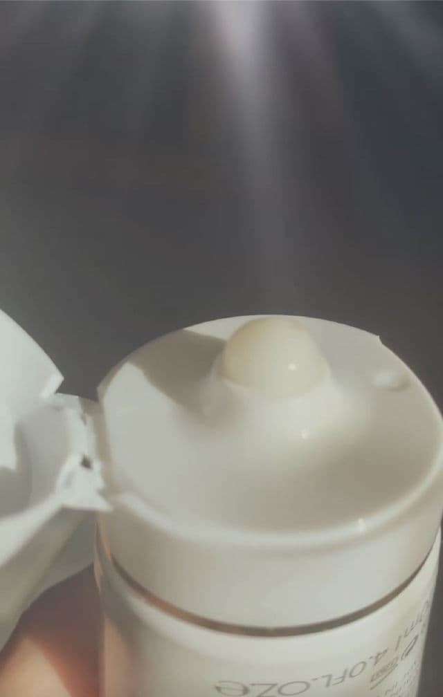 Eve Lom Foaming Cream Cleanser review photo by PickyyPhat