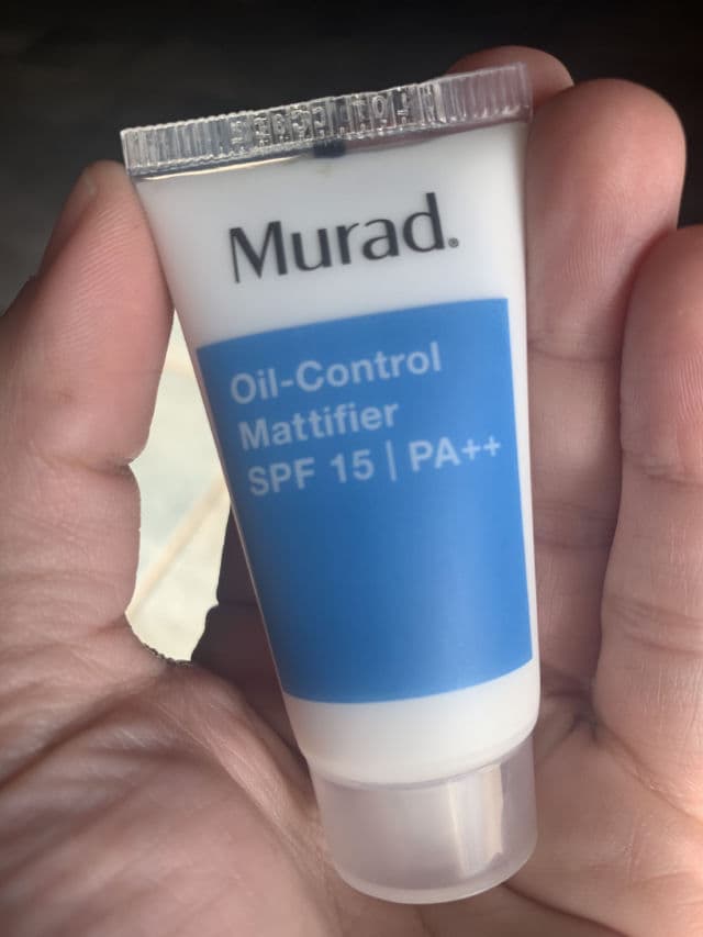 Murad Oil-Control Mattifier SPF 15 review photo by PickyyPhat