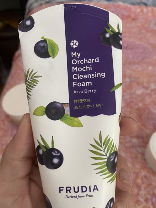 Frudia My Orchard Mochi Cleansing Foam Acai Berry review photo by yulecosmetics