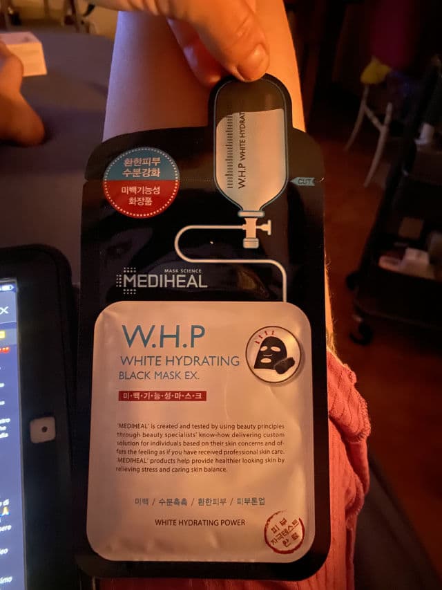 MEDIHEAL W.H.P White Hydrating Black Mask EX review photo by yulecosmetics