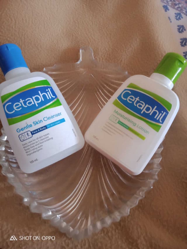 Cetaphil Gentle Skin Cleanser review photo by Hanaya