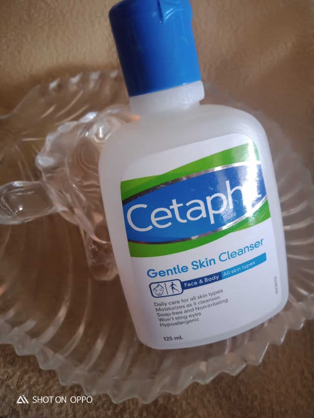 Cetaphil Gentle Skin Cleanser review photo by Hanaya