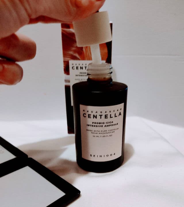 SKIN1004 Madagascar Centella Probio-Cica Intensive Ampoule review photo by Elyesse2