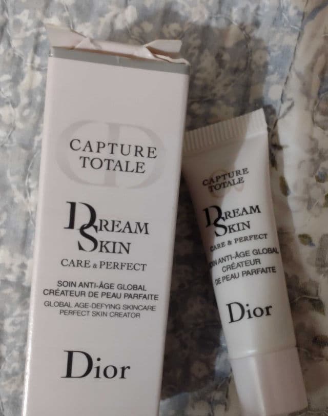 Dior Capture Totale Dreamskin review photo by charmedleal
