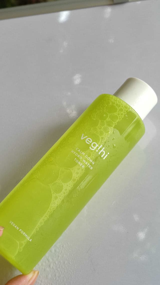 veg!hi Calm Down Hydro Water Toner review photo by glodivaworld19