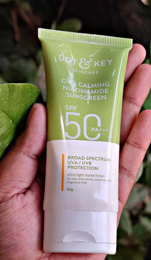 Dot & Key Cica Calming Niacinamide Sunscreen SPF50 PA++++ review photo by glodivaworld19