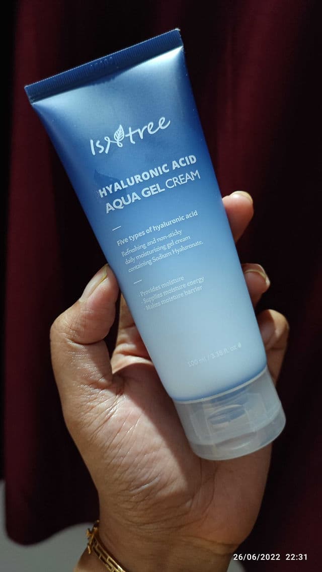 ISNTREE Hyaluronic Acid Aqua Gel Cream review photo by glodivaworld19