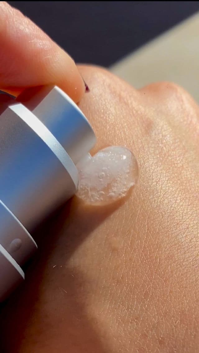 Neutrogena Hydro Boost Supercharged Booster review photo by SkintheDay