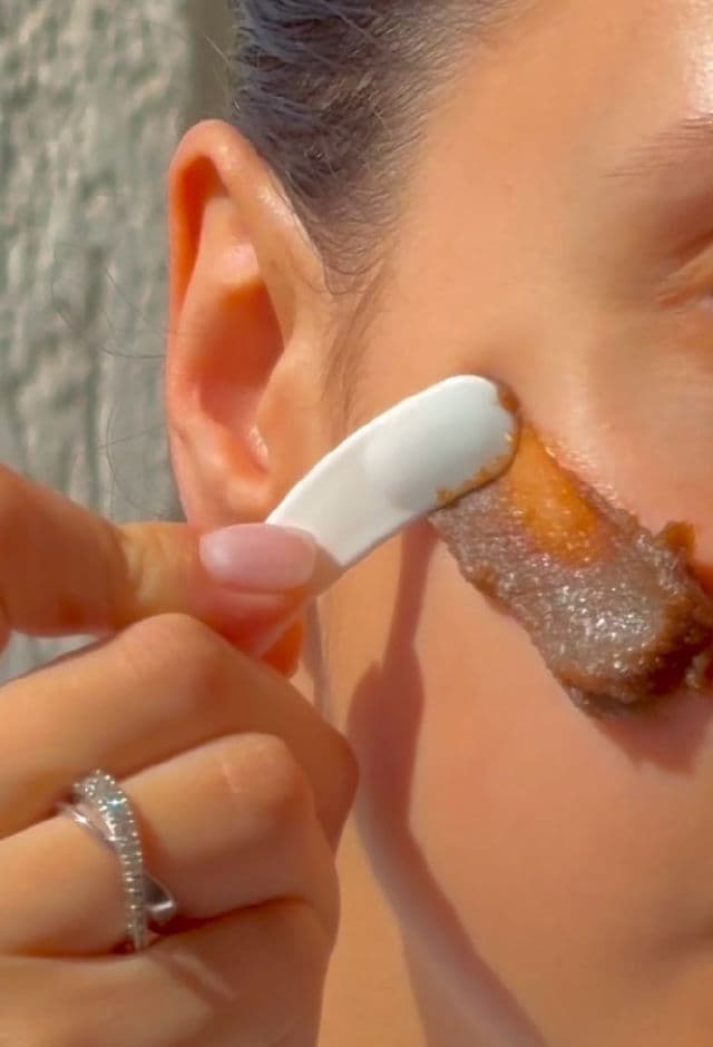 SKINFOOD Black Sugar review photo by SkintheDay