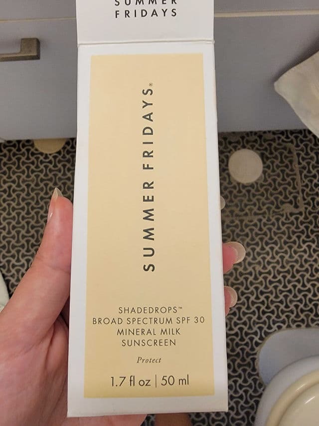 Summer Fridays ShadeDrops Broad Spectrum SPF 30 Mineral Milk Sunscreen review photo by shely