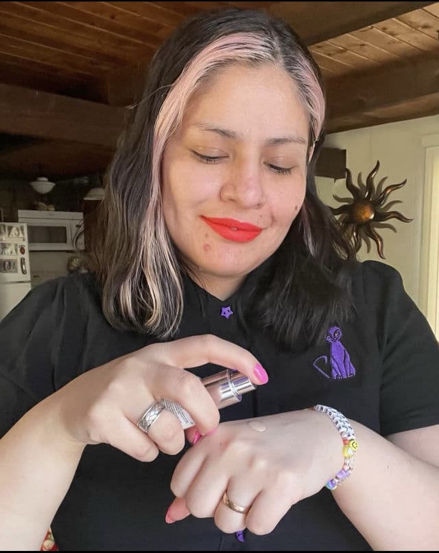 Revlon Illuminance Skin-Caring Foundation review photo by Mely23